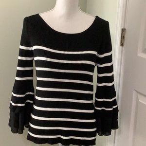 WH-BM super soft L/S sweater, black & white stripes.